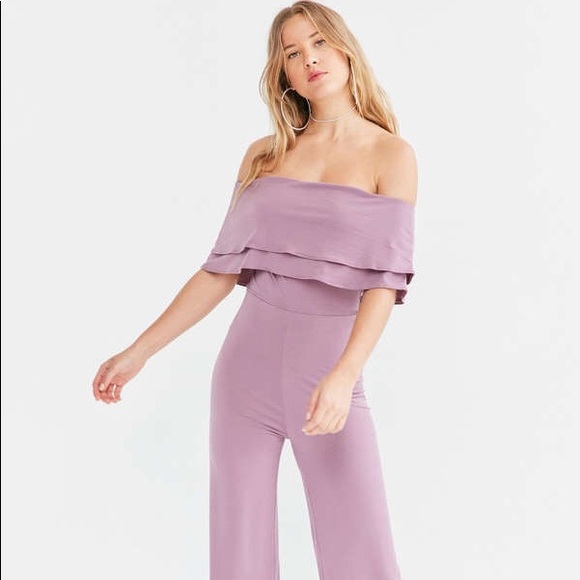 ๐HP๐ Oh My Love / UO Off The Shoulder Jumpsuit - Picture 3 of 8